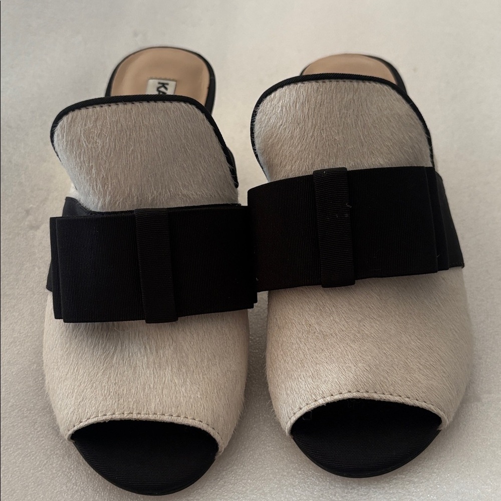 Karl Lagerfeld Cream and Black Bow Open Toe Real Dyed Cow Fur Mules Size 5